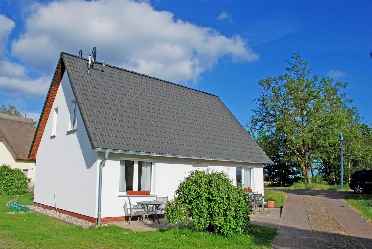 Ferienwohnungen Im Haus Am Deich Middelhagen Kültér fotó